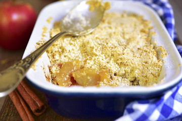 Apple crumble - traditional english dessert.