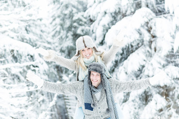 winter love couple
