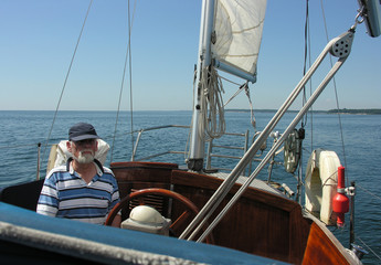 Segler unterwegs auf der Ostsee