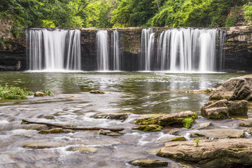 Obraz premium Waterfall on Ludlow Creek - Ludlow Falls, Ohio