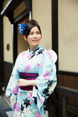 浴衣の女性