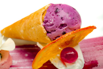 Obraz na płótnie Canvas Ice cream in waffle cone