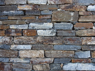 Korsika: altes Mauerwerk