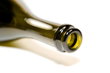 Fototapeta premium The edge of the neck of a glass bottle