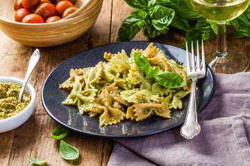 Farfalle pasta with pesto