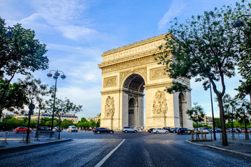 Fototapeta na wymiar Arco do Triunfo - Paris - França