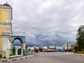 Fototapeta na wymiar Red Square. Yelets City.