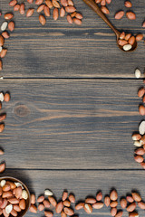 Raw peanuts or arachis