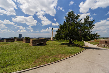 Fototapeta na wymiar Belgrade fortress and victor monument