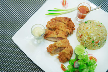 Fried rice with fried chicken