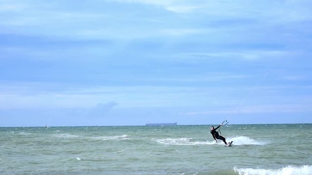 chute en kite surf(4k)