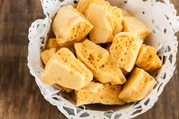 Honeycomb or cinder toffee