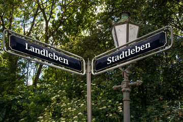 Fototapeta premium Schild 105 - Stadtleben