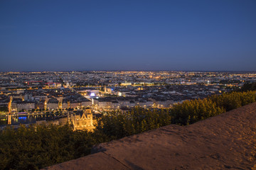 Lyon la nuit.