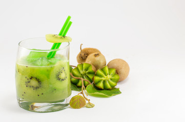 Fresh kiwi fruit with kiwi juice for healthy dessert
