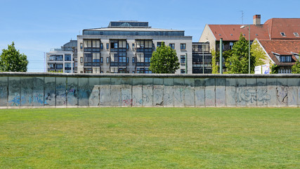 The Berlin Wall. - obrazy, fototapety, plakaty