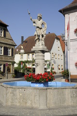 Fototapeta premium Brunnen in Sommerach