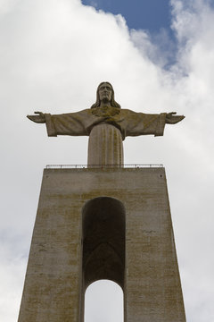 statue of Cristo Rei