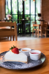 strawberry short cake with syrup