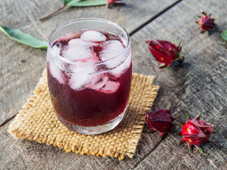 Roselle drink on wooden
