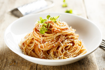 Pasta with tomato sauce