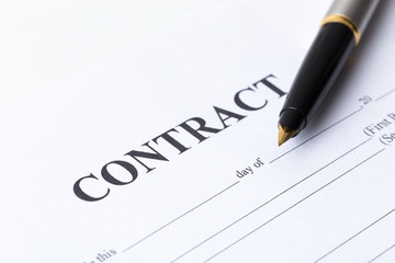 Business contract sheet and fountain pen