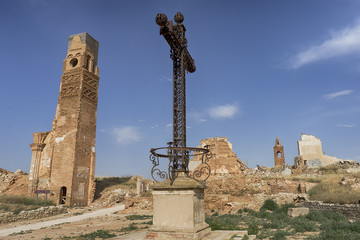 Pueblo de Belchites destruido por los bombardeos de la guerra civil en España