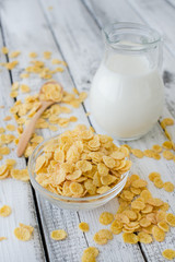 Cornflakes and milk, rustic style