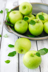 Green fresh apples