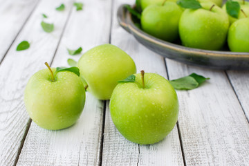 Green fresh apples