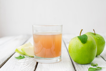 fresh apple juice