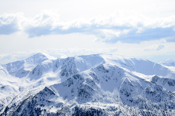 Obraz premium winter panorama of mountains