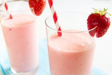 Strawberry smoothie with yogurt
