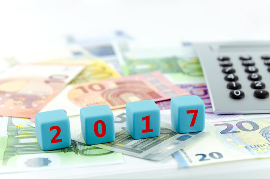 2017, Geld, Taschenrechner