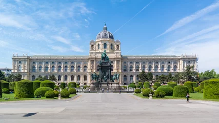 Tuinposter Imperial National History Museum on Marie Theresien Platz near Ringstrasse in Vienna, Austria © TasfotoNL