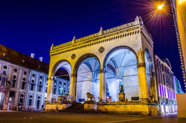 Fototapeta premium Odeonplatz and Feldherrnhalle in the Evening, Munich, Bavaria, Germany