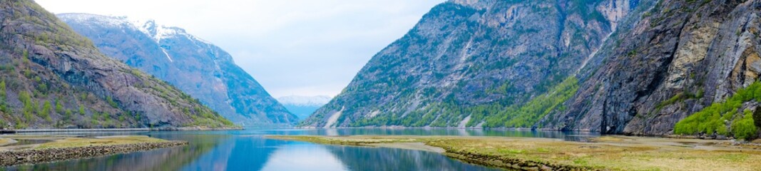 Naklejka na ściany i meble Panorama fjord, norway