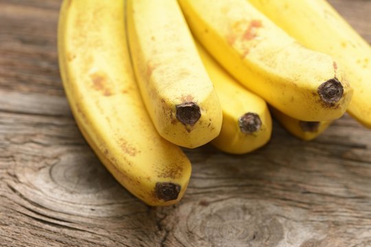 bananas on wooden background