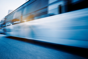 Obraz na płótnie Canvas motion blurred urban traffic