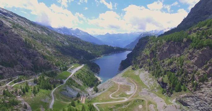 Aerial 4k - Valmalenco (IT) - Dighe di Campo Moro e Alpe Gera