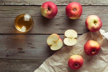 juice with ice and apple
