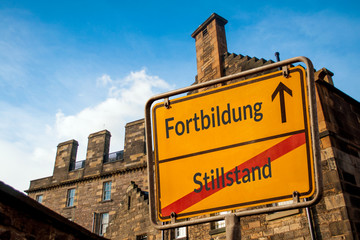 Schild 114 - Fortbildung