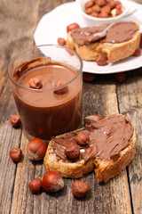 bread with chocolate spread