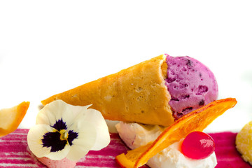 Obraz na płótnie Canvas Ice cream in waffle cone