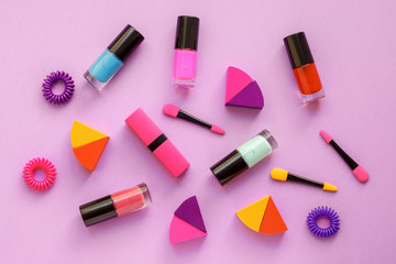 Obraz premium concept cosmetic set on pink background top view