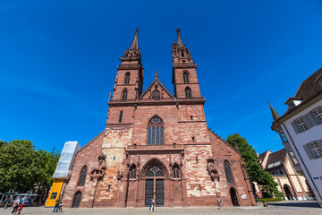 Fototapeta na wymiar Basel Minster cathedral