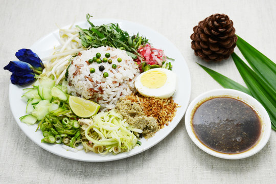 rice salad in Thai southernstyle