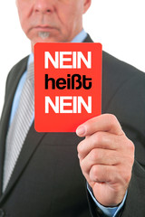 Anwalt zeigt die Rote Karte: Nein heißt Nein