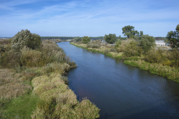 Fototapeta na wymiar Belarus: the river Neman near the settlement Stolbtsy. 