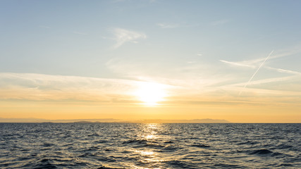Fototapeta premium sunrise. sunset at sea. wallpaper